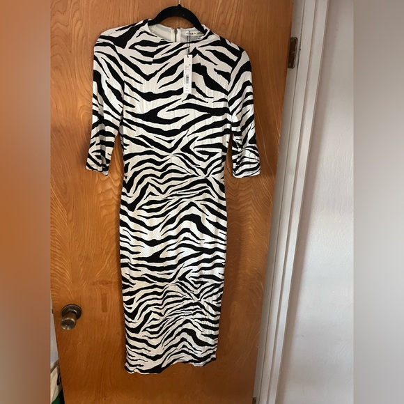 Alice and Olivia zebra stripe moc neck midi dress 6 - Picture 2 of 11